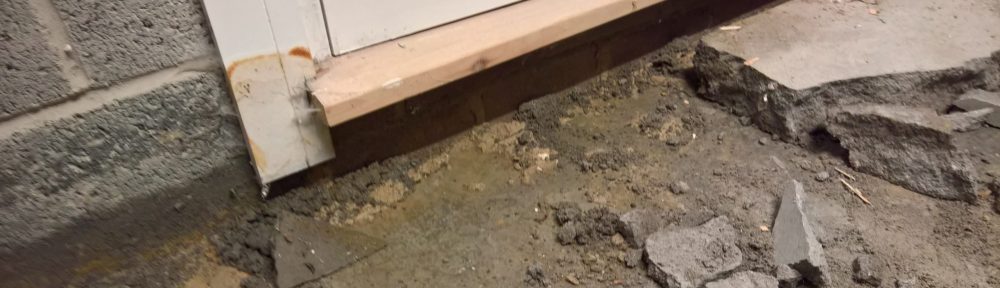 1 Levels View, Rowley Road, BA6  8HY – A DAMP HOUSE – 